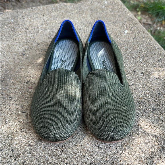 Rothys The loafer in Cypress color - Picture 1 of 6